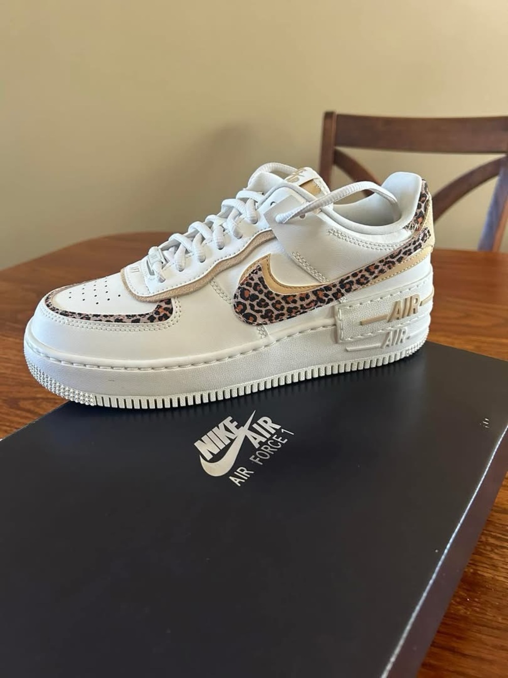 Nike Women's Air Force 1 Leopard